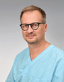 Mikko Piippo -  Vastaava hammaslääkäri