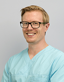 Kliinisen hammashoidon erikoishammaslääkäri, purentafysiologia, protetiikka Olli Norppa 